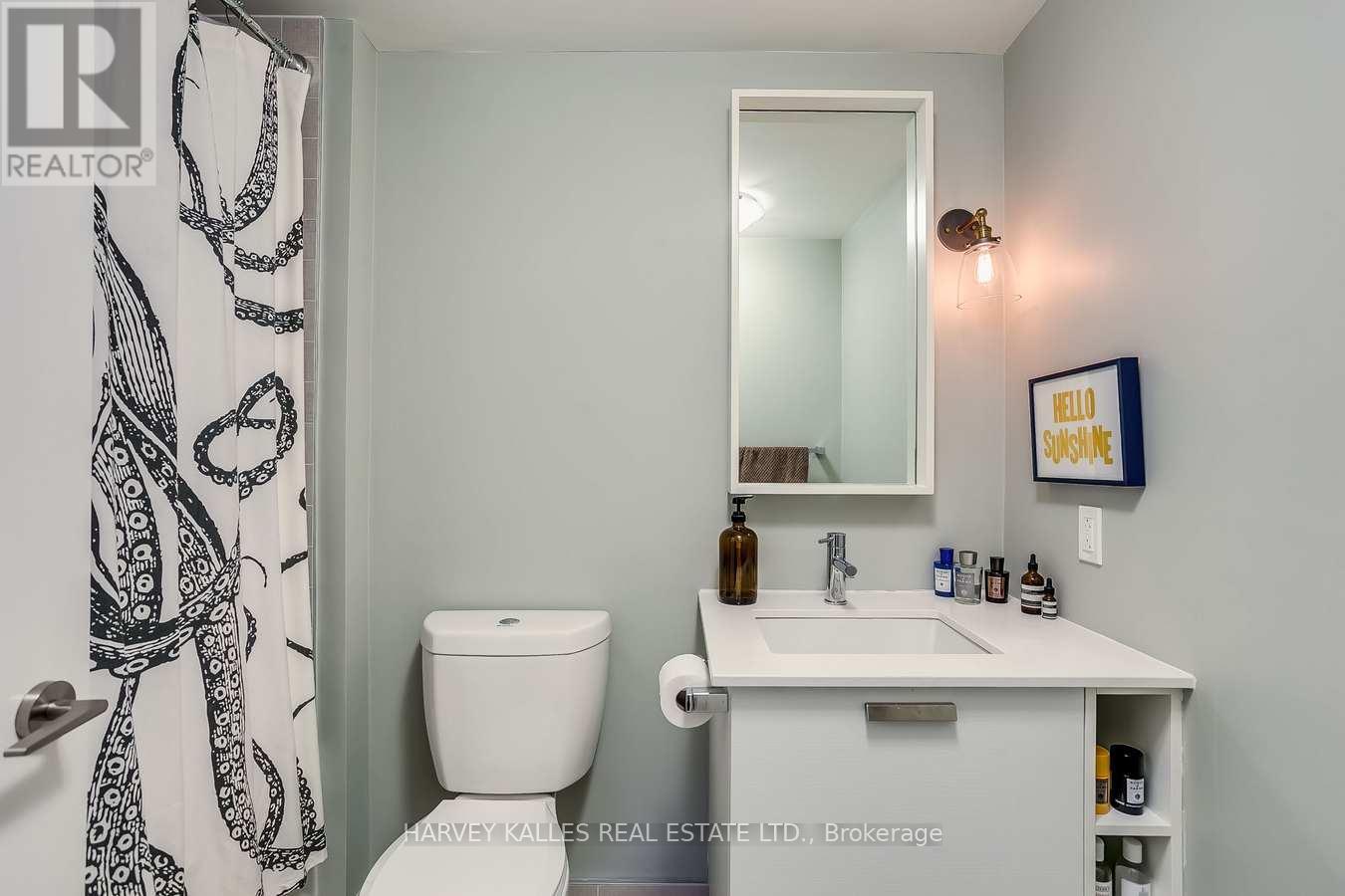 Photo 4 of C 105 243 Perth Avenue, Toronto ON