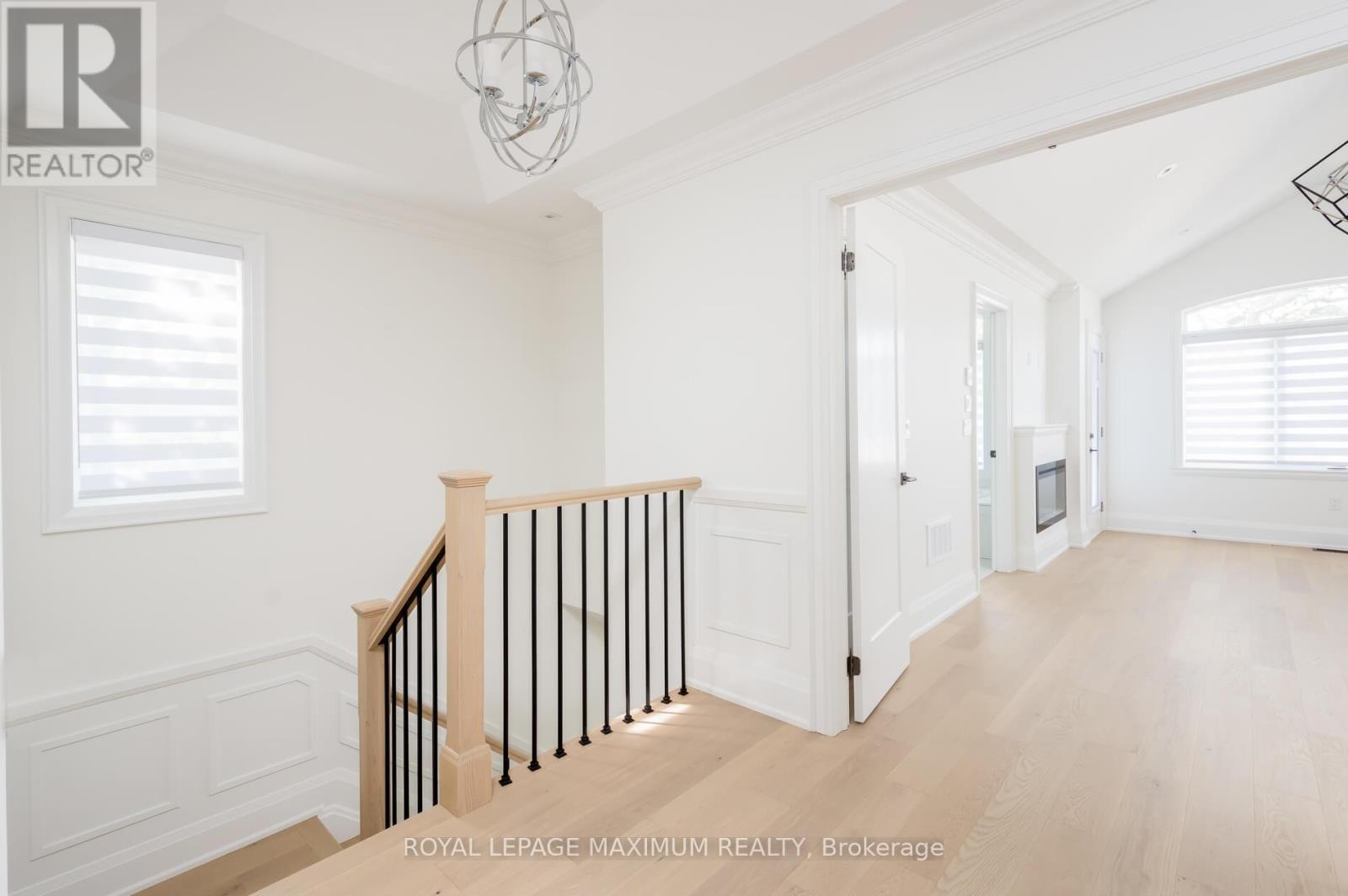 Photo 26 of 39 B Gort Avenue, Toronto ON