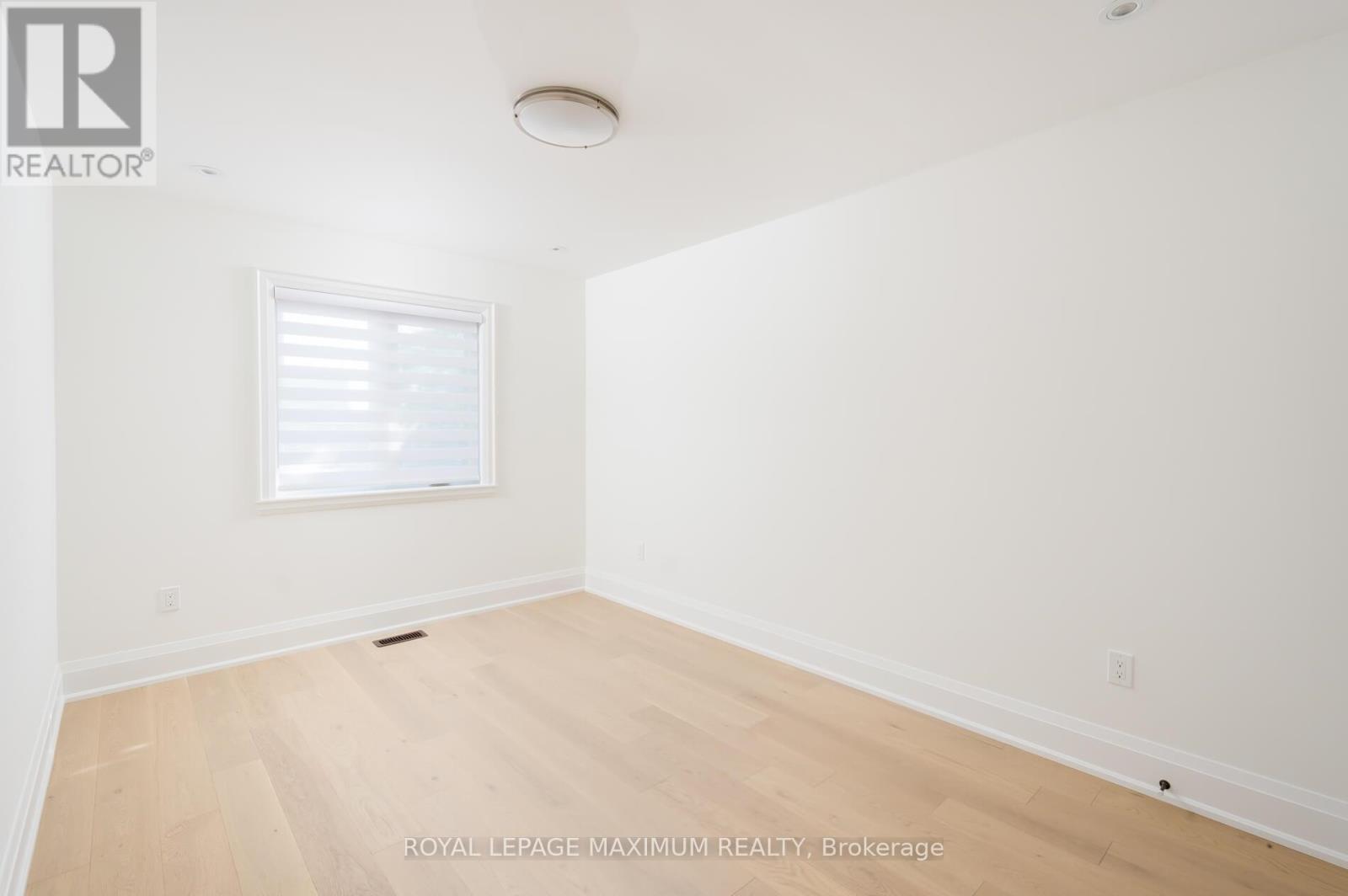 Photo 9 of 39 B Gort Avenue, Toronto ON