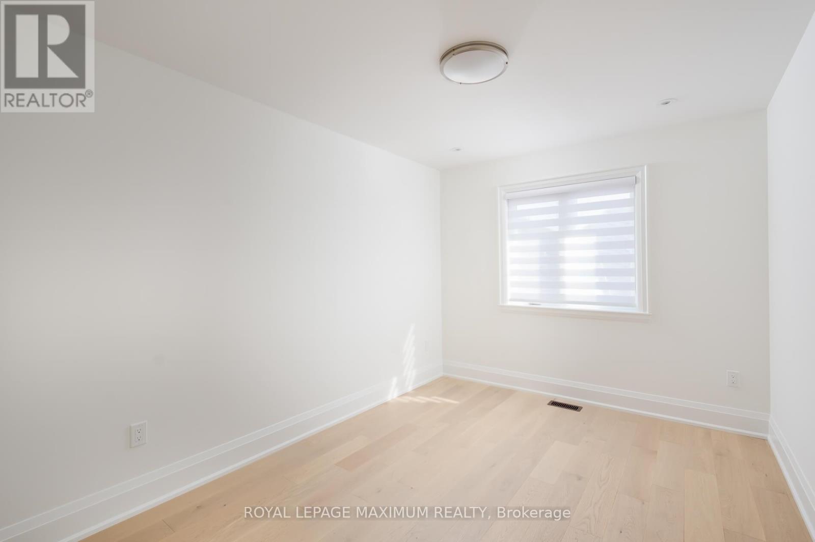 Photo 16 of 39 B Gort Avenue, Toronto ON