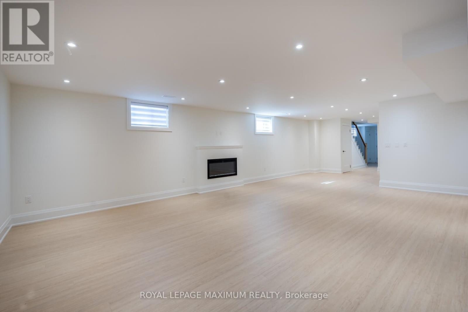 Photo 12 of 39 B Gort Avenue, Toronto ON
