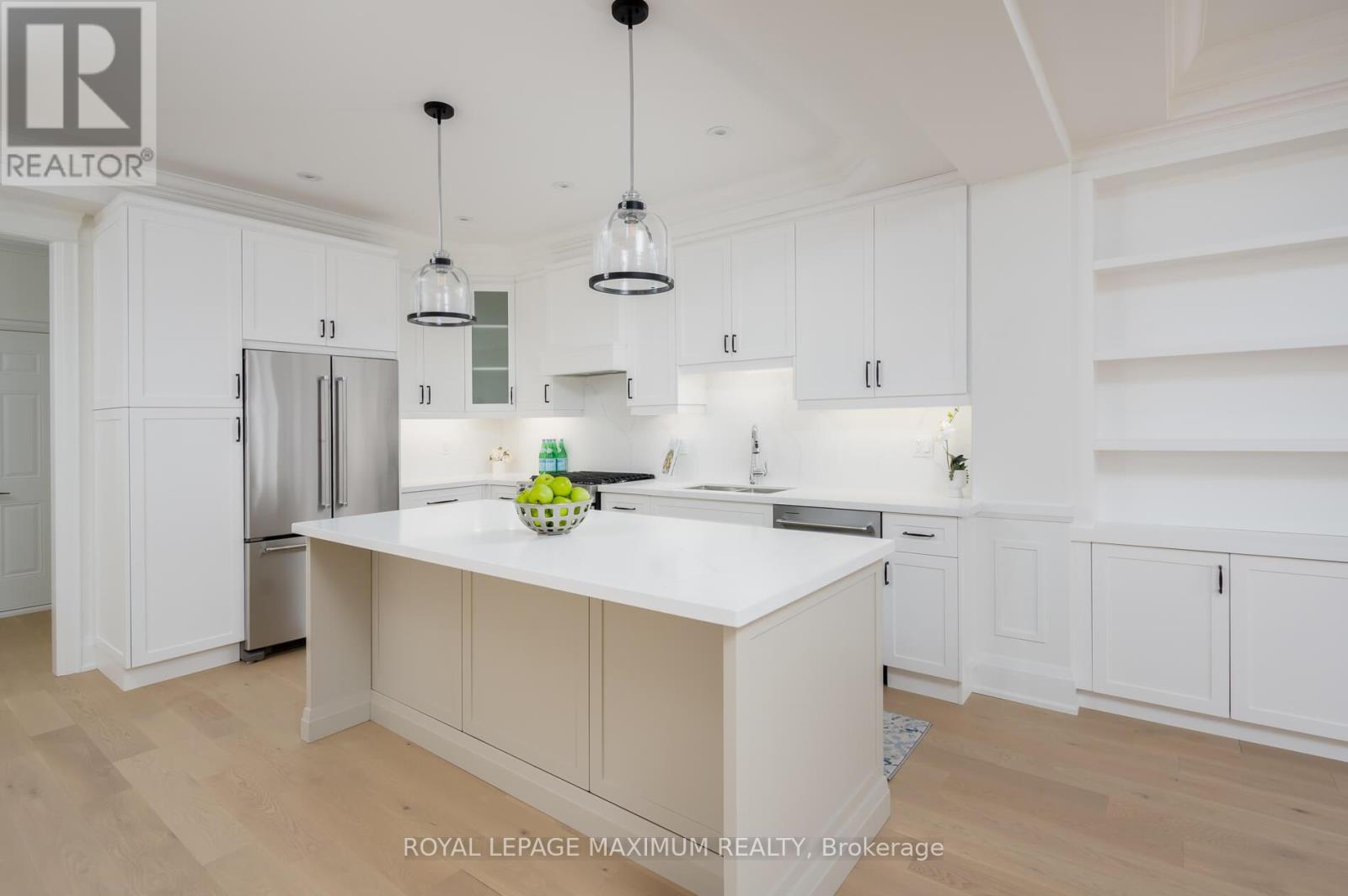 Photo 13 of 39 B Gort Avenue, Toronto ON