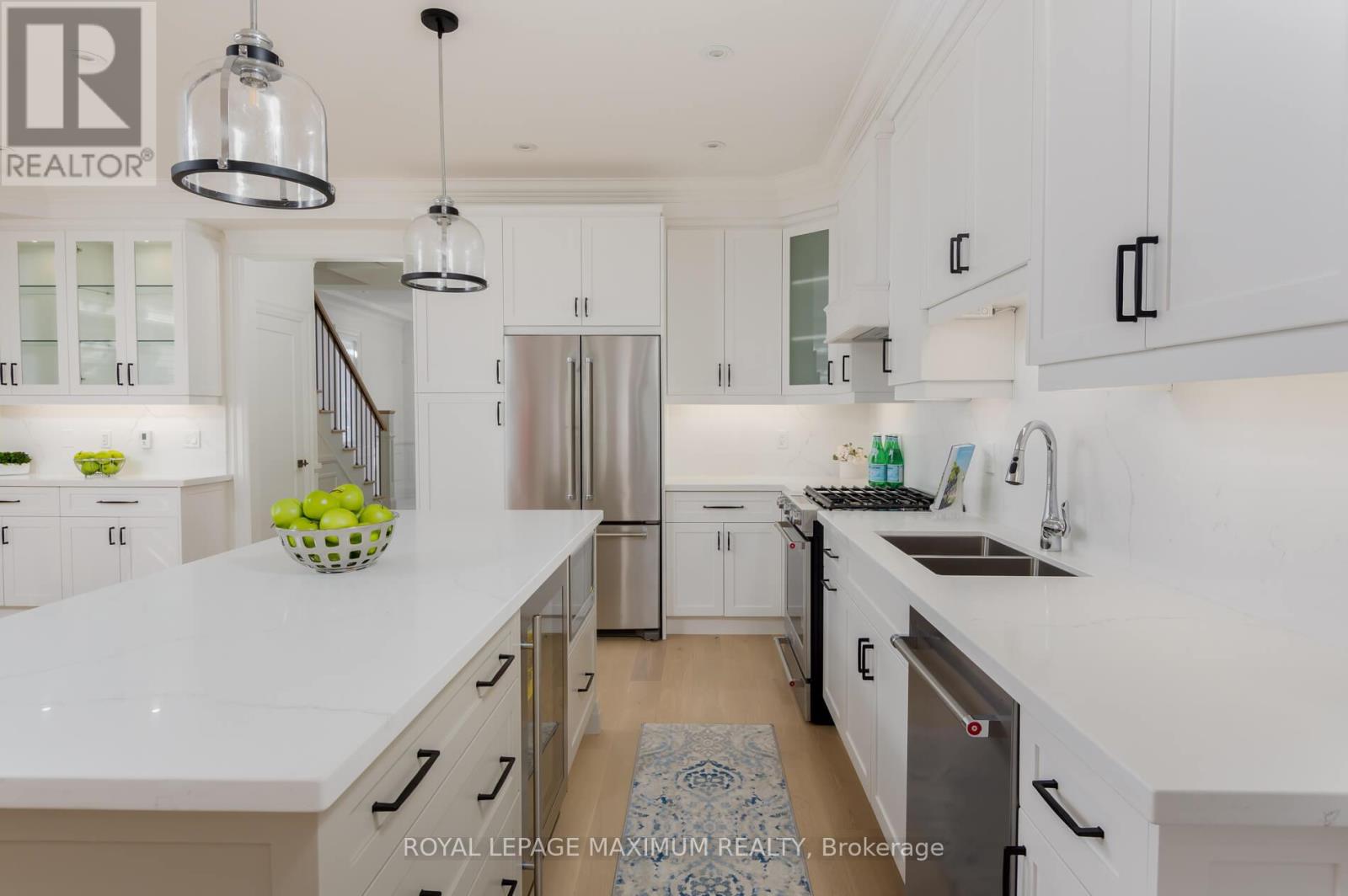 Photo 29 of 39 B Gort Avenue, Toronto ON