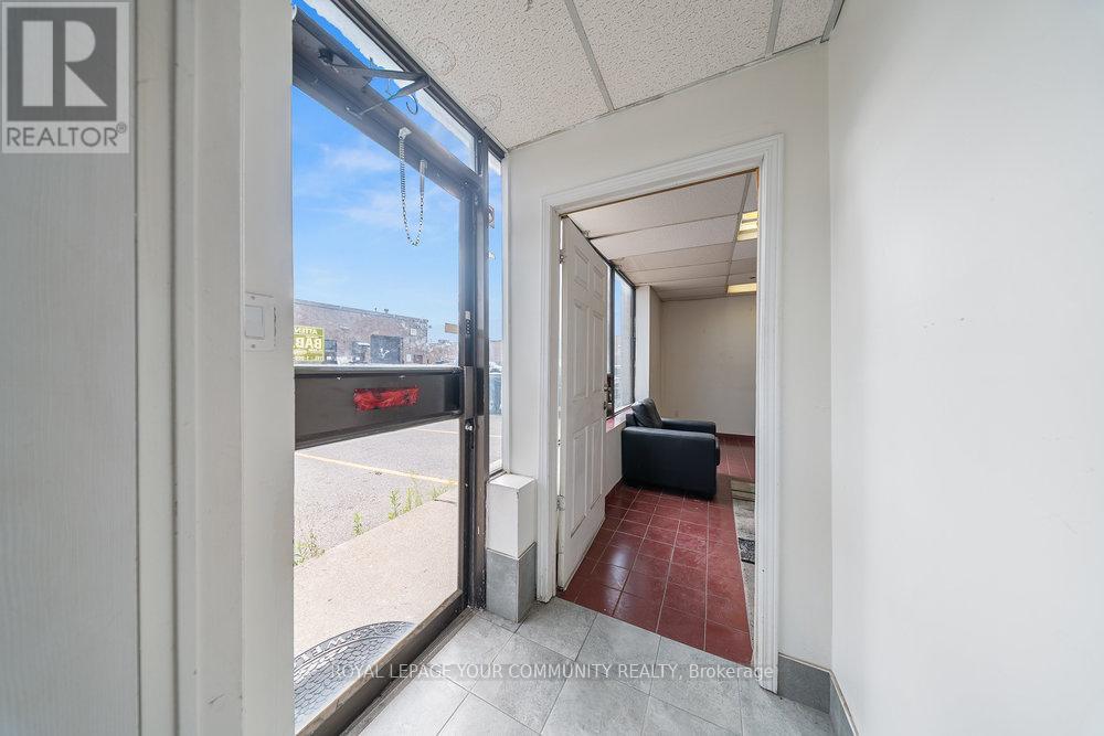 Photo 9 of C 11 7171 Torbram Road, Mississauga ON