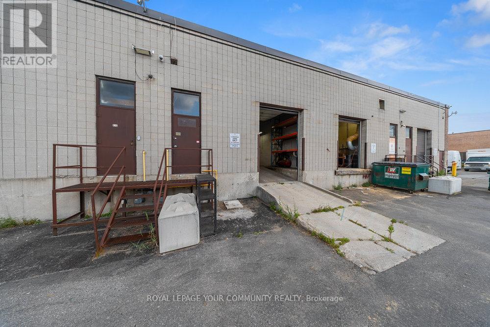 Photo 13 of C 11 7171 Torbram Road, Mississauga ON