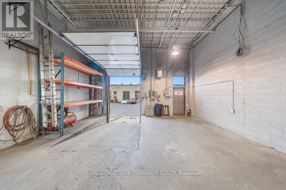Photo 14 of C 11 7171 Torbram Road, Mississauga ON
