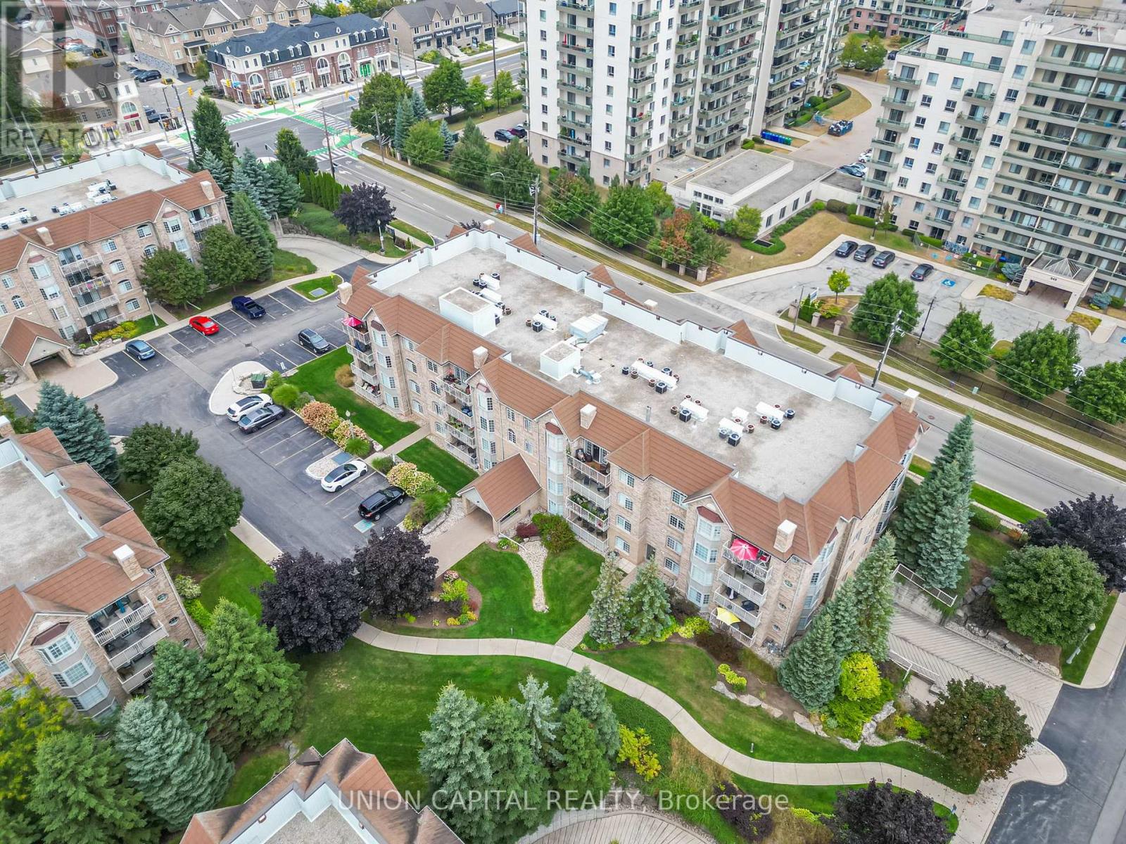 Photo 20 of F 304 216 Plains Road W, Burlington ON