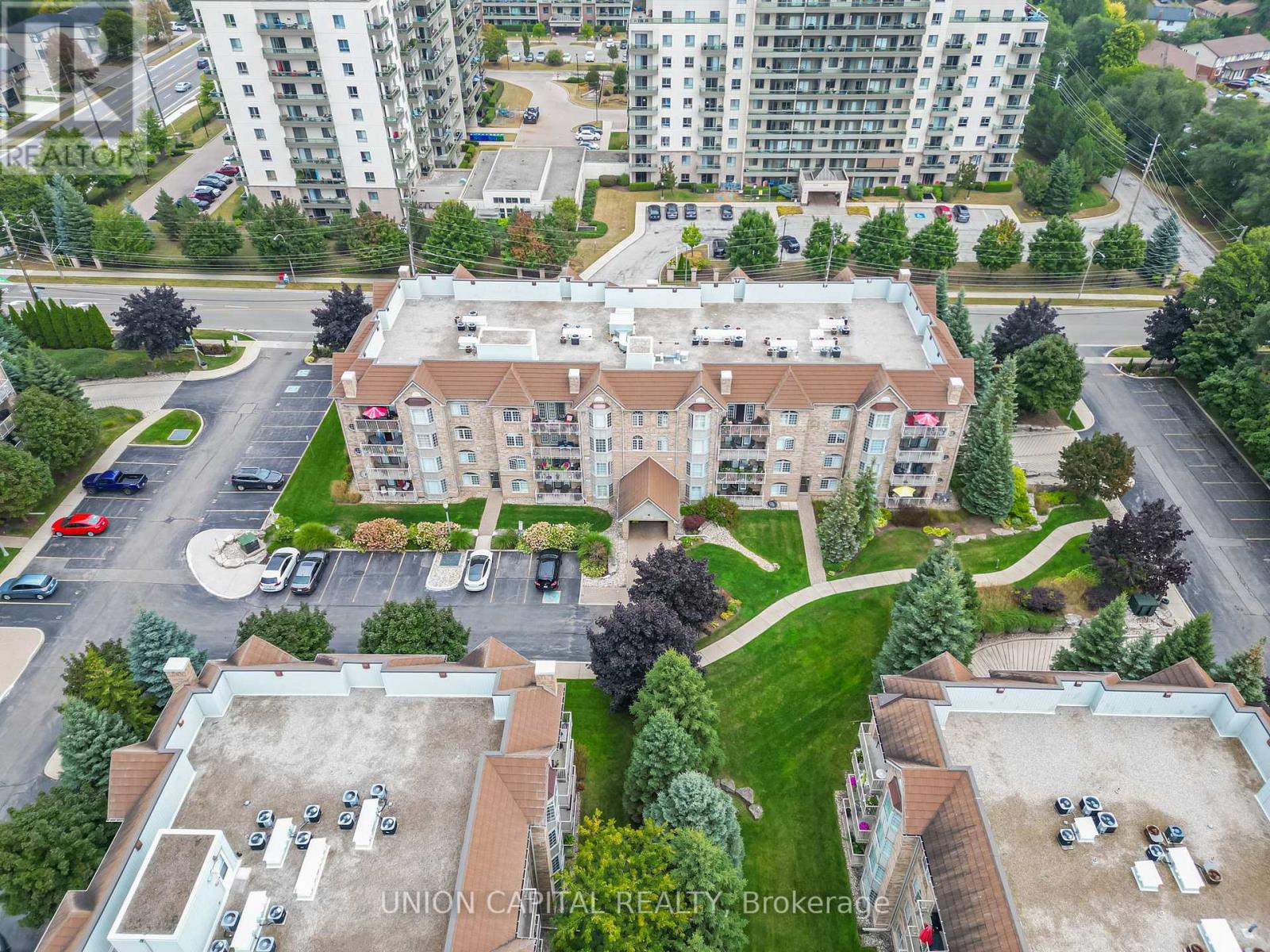 Photo 19 of F 304 216 Plains Road W, Burlington ON