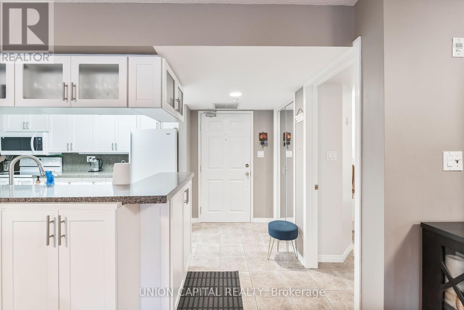 Photo 4 of F 304 216 Plains Road W, Burlington ON