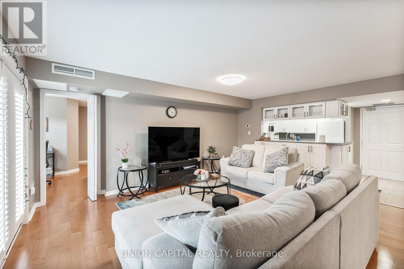 Photo 18 of F 304 216 Plains Road W, Burlington ON