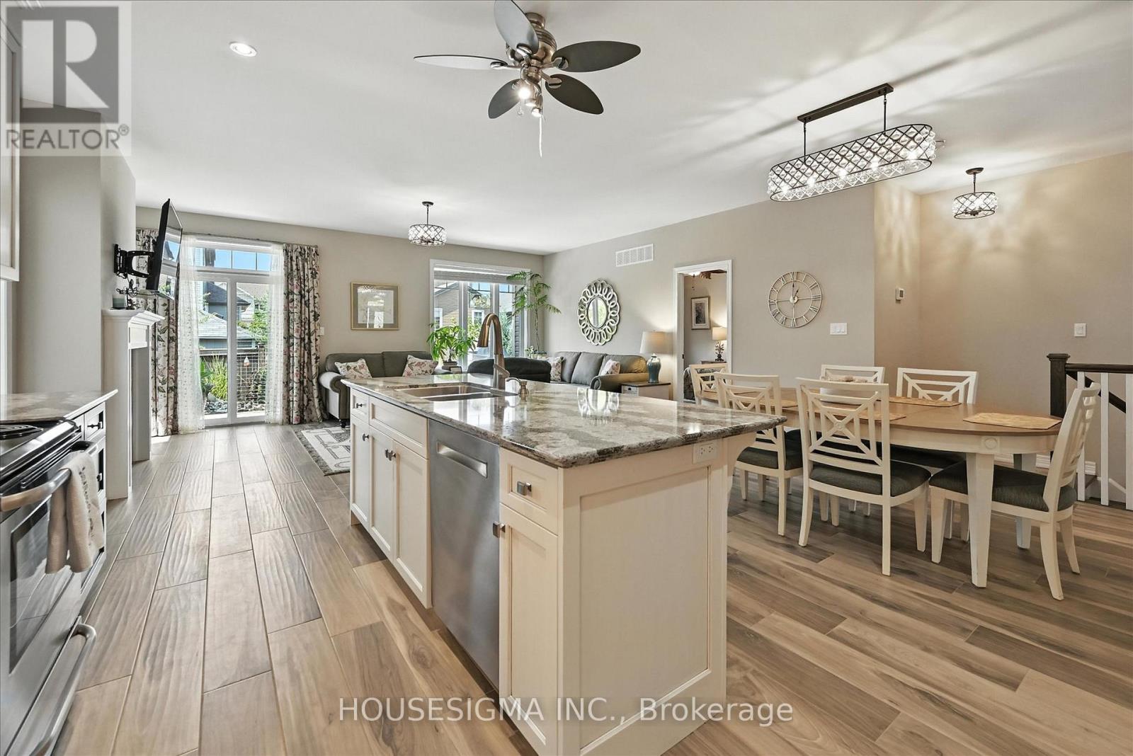 Photo 9 of 104 Anastasia Boulevard, West Lincoln ON
