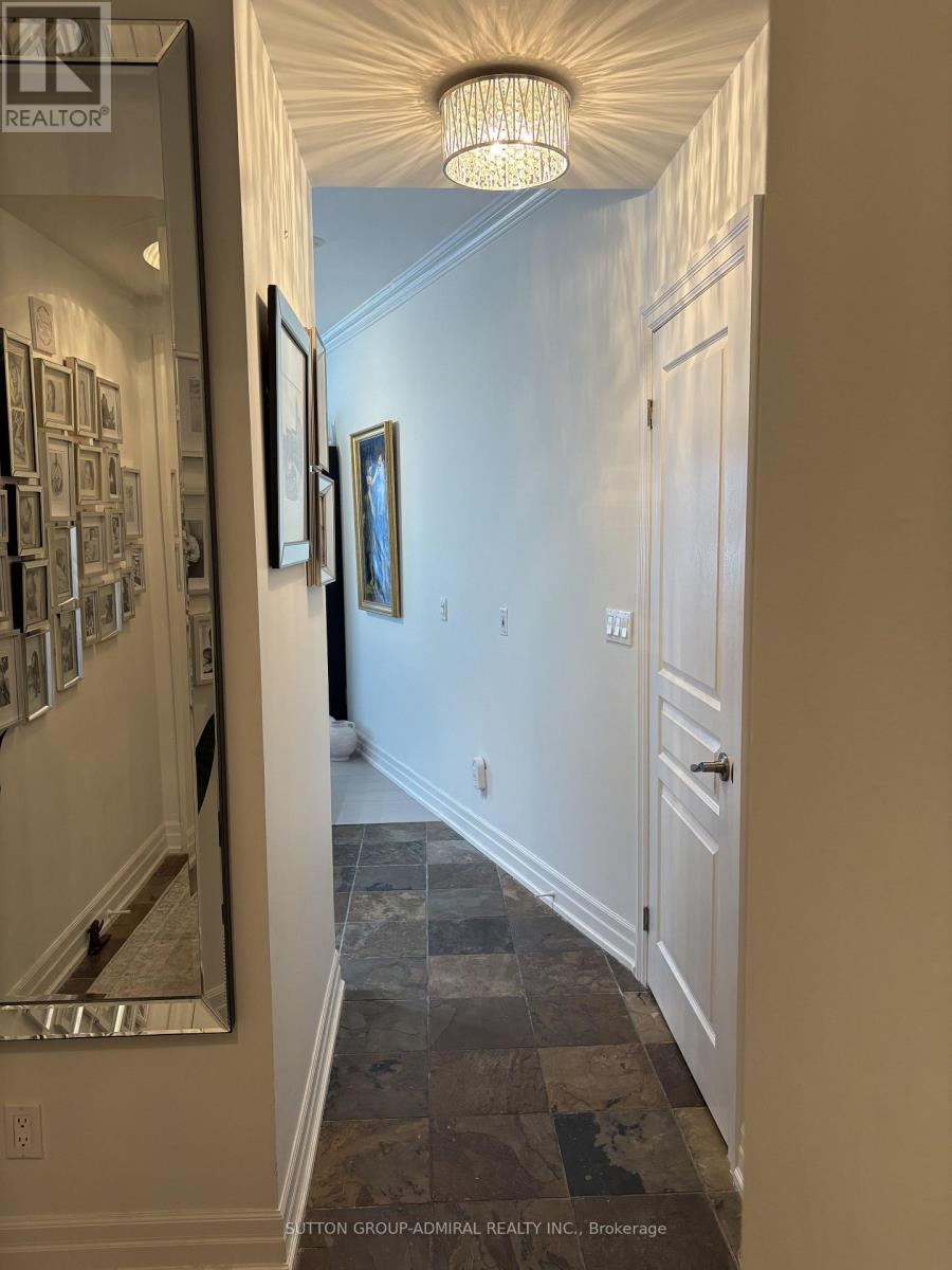 Photo 14 of 503 2087 Lakeshore Boulevard, Toronto ON