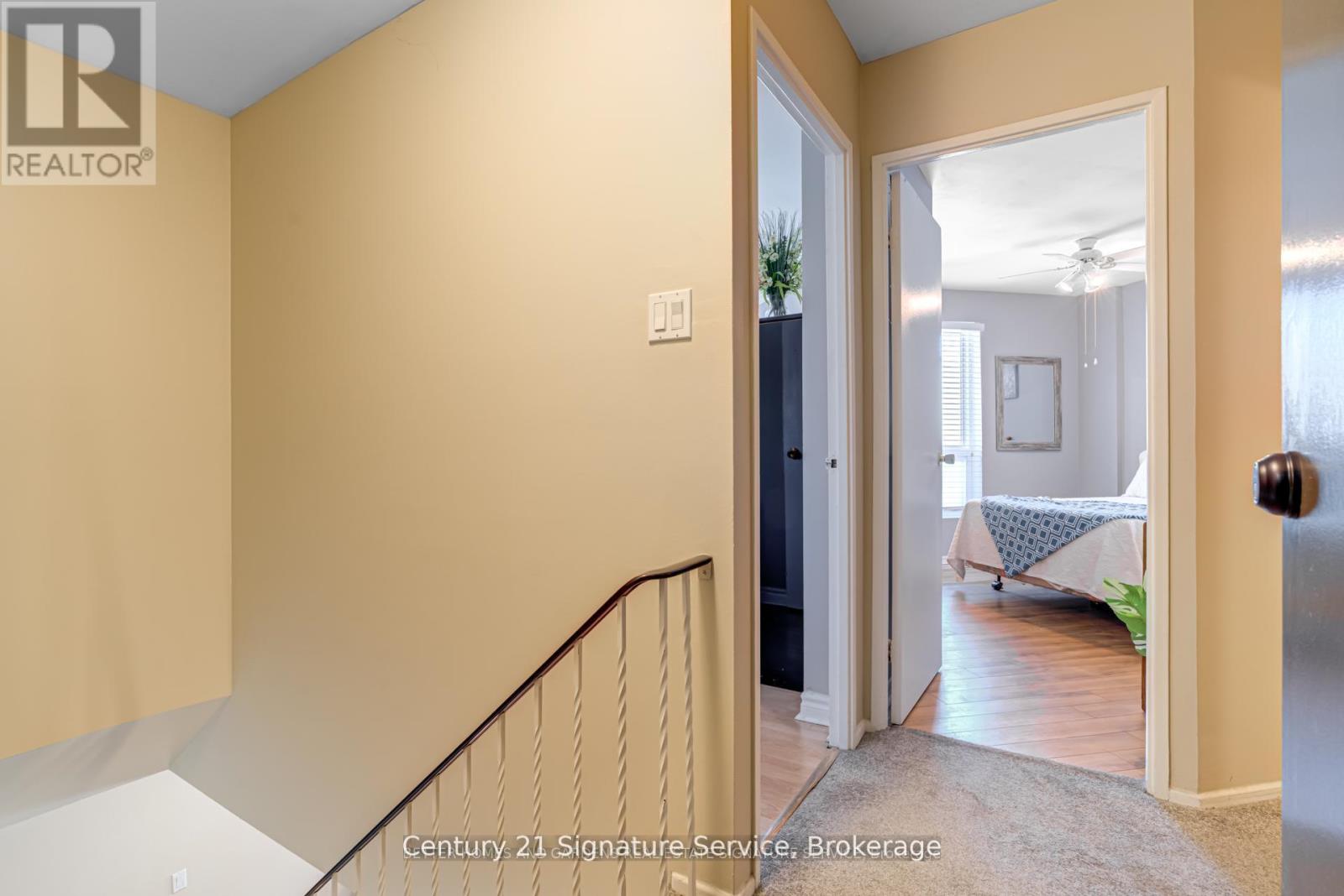 Photo 20 of 15 2001 Bonnymede Drive, Mississauga ON