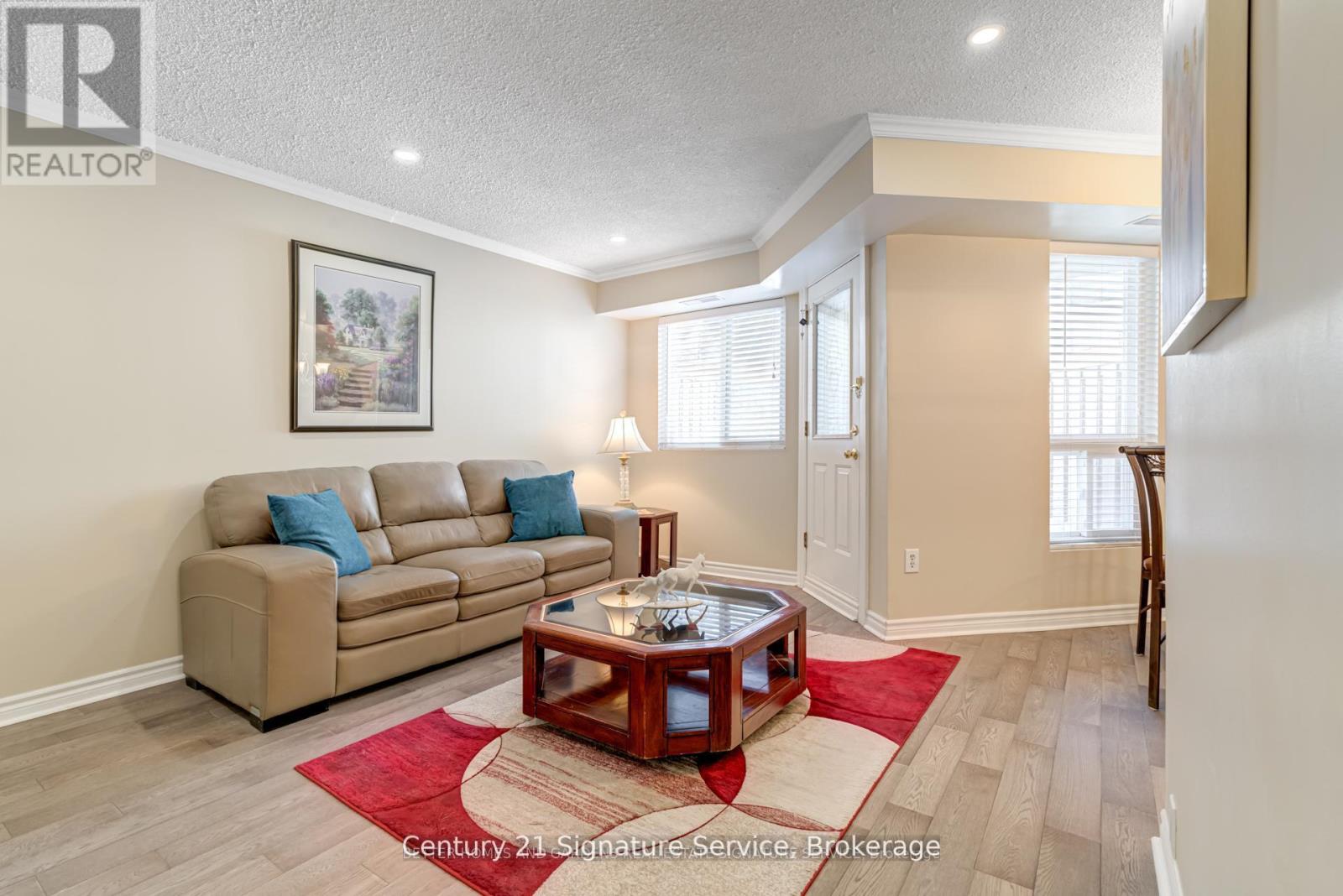 Photo 26 of 15 2001 Bonnymede Drive, Mississauga ON
