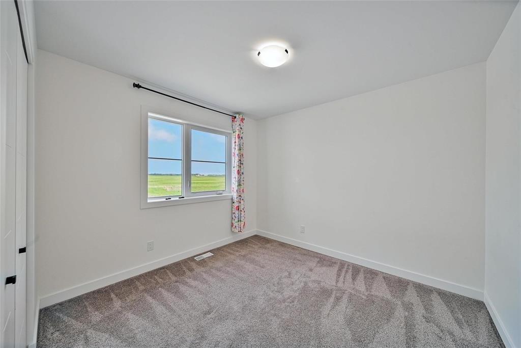 Photo 18 of 24 Willow Lane, St Adolphe MB