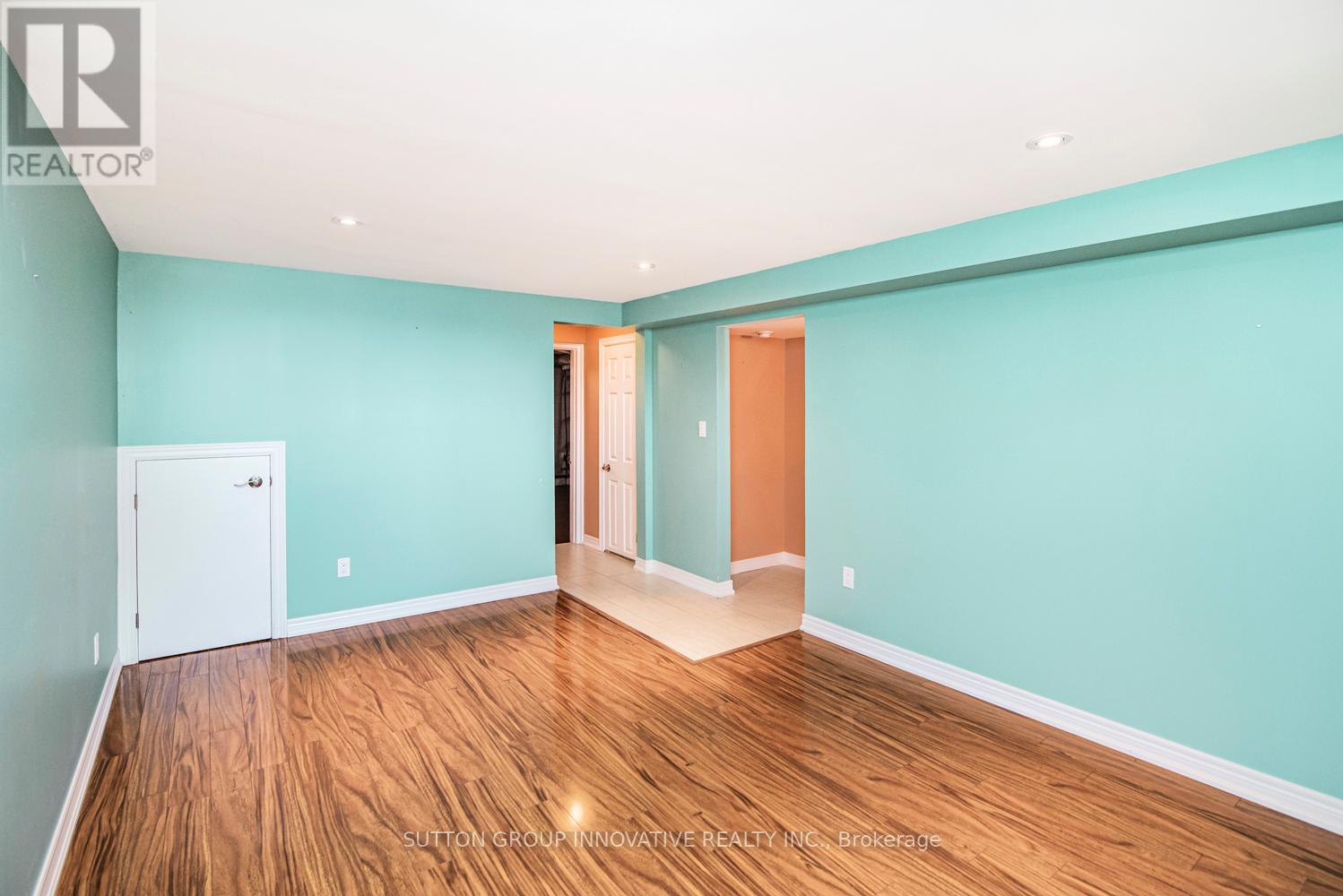 Photo 49 of 38 Lakeside Drive, Grimsby ON