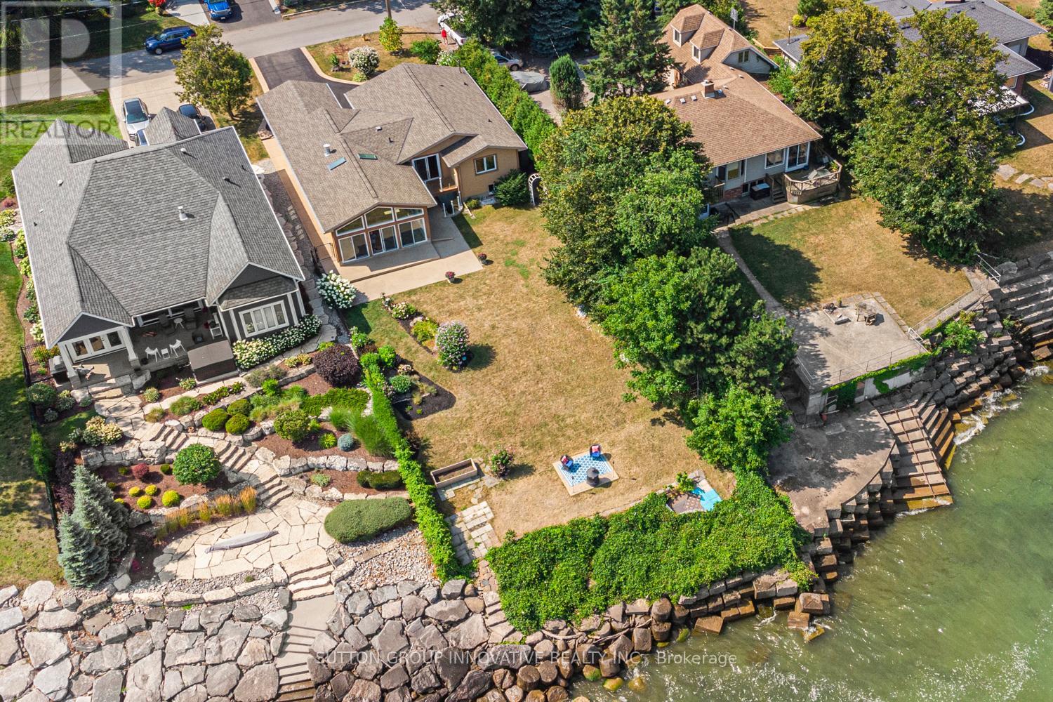 Photo 44 of 38 Lakeside Drive, Grimsby ON