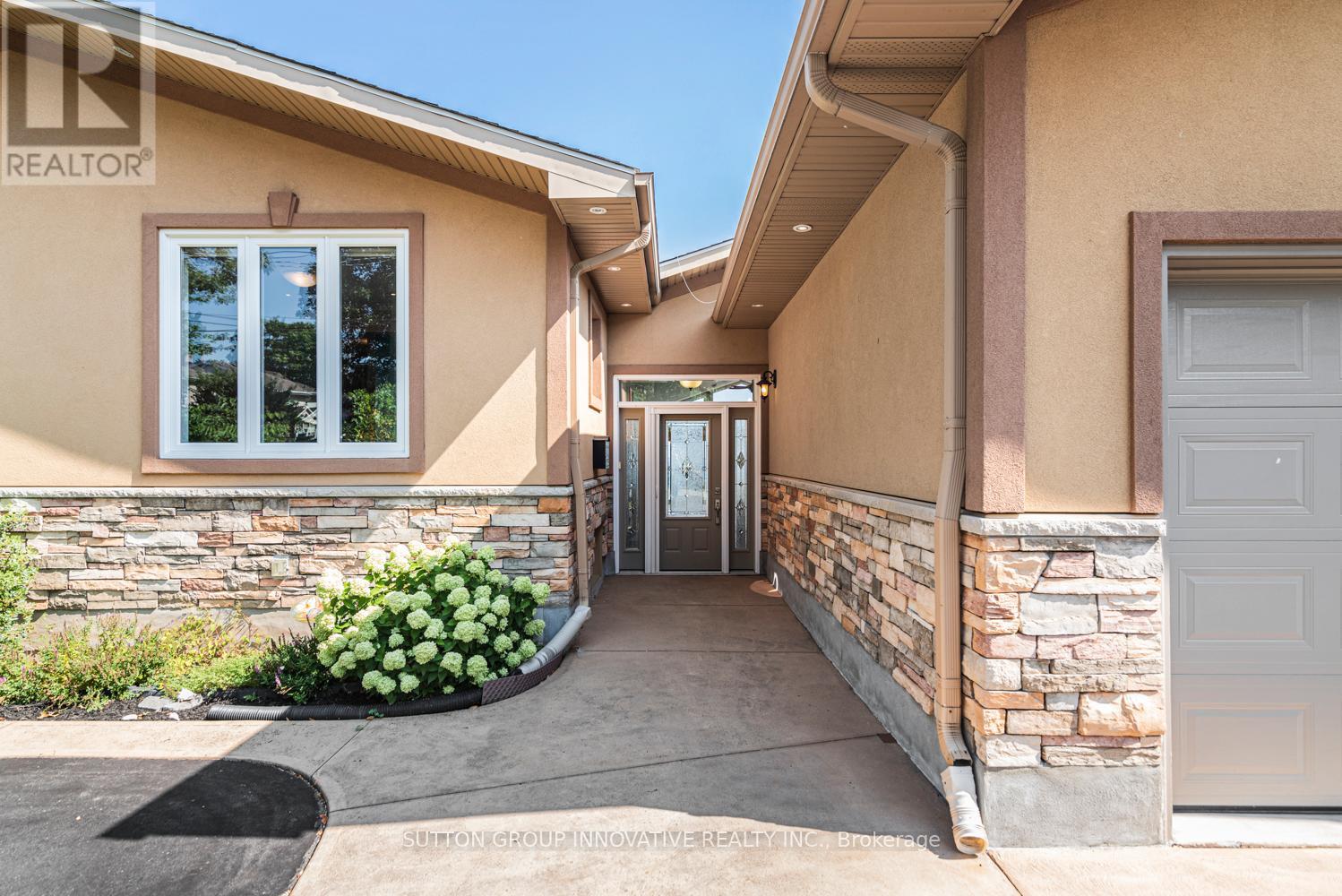 Photo 45 of 38 Lakeside Drive, Grimsby ON
