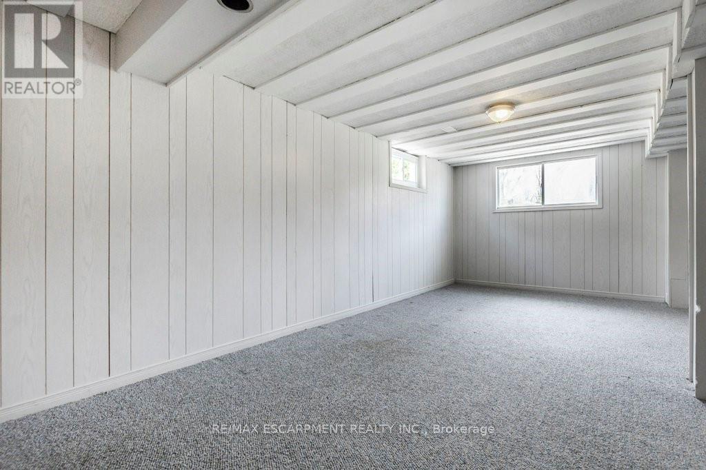 Photo 21 of 30 Terrace Avenue, Welland ON
