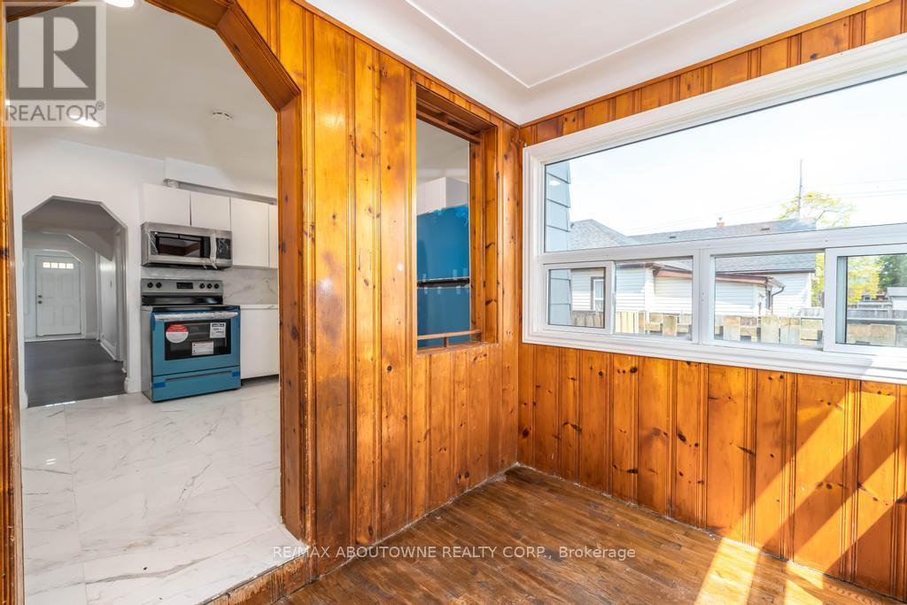 Photo 7 of 126 Harmony Avenue, Hamilton ON