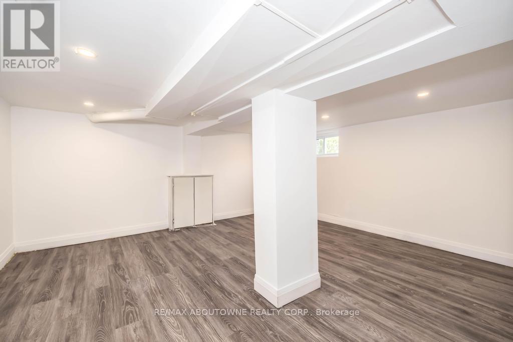 Photo 24 of 126 Harmony Avenue, Hamilton ON