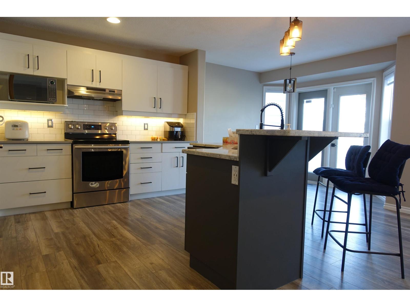 Photo 9 of 11618 173 A Av Nw Nw, Edmonton AB