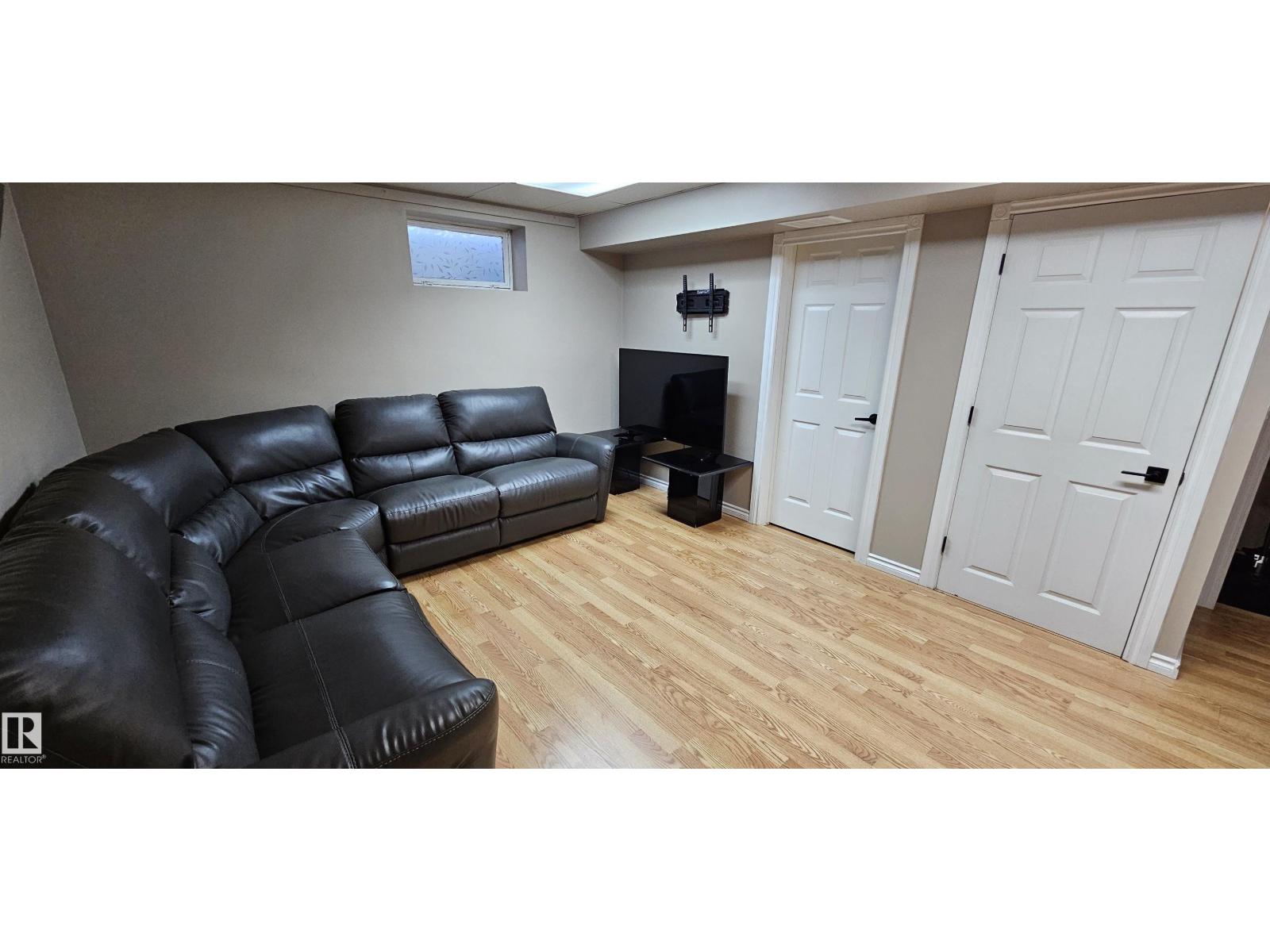 Photo 27 of 11618 173 A Av Nw Nw, Edmonton AB