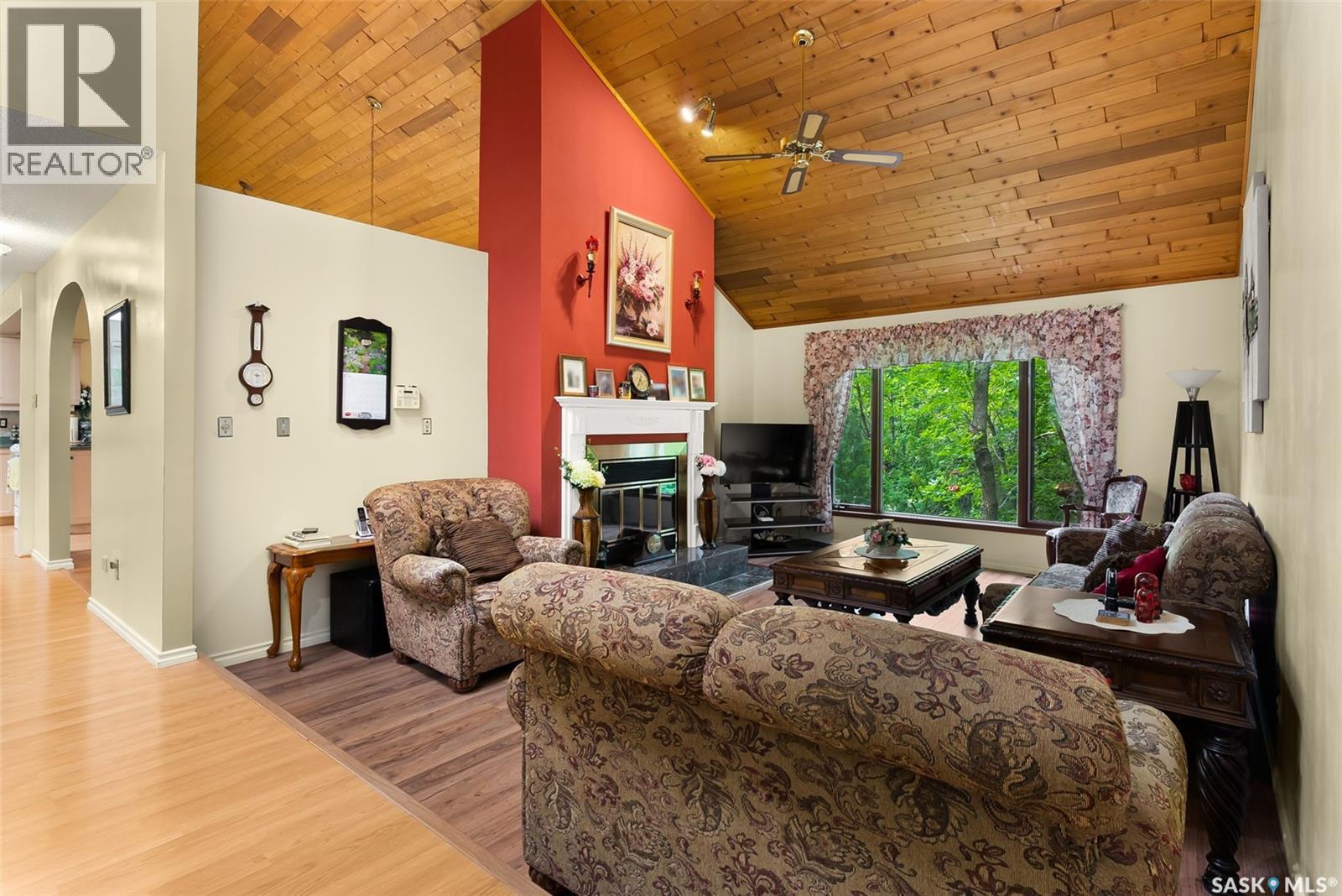 106 SHAW DRIVE - 4