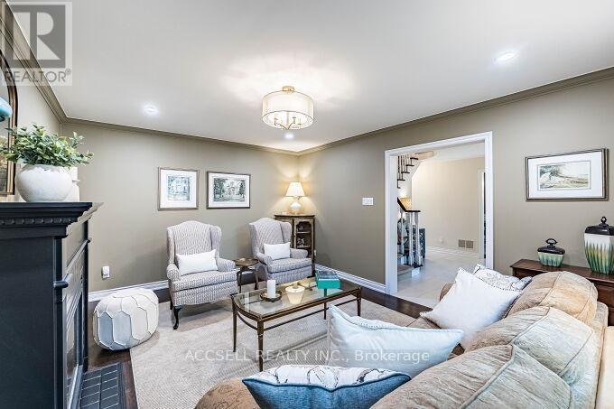 Photo 8 of 6785 Snow Goose Lane, Mississauga ON