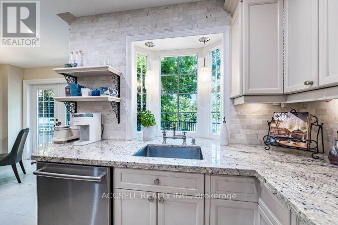 Photo 12 of 6785 Snow Goose Lane, Mississauga ON