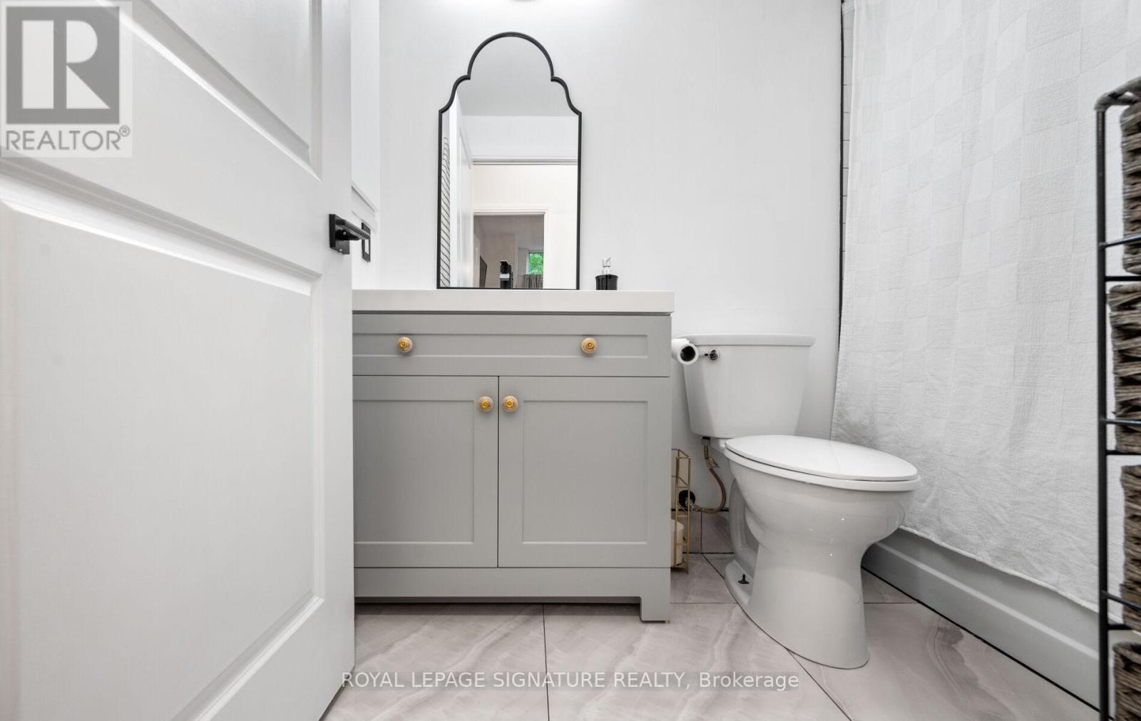 Photo 29 of 104 80 Absolute Avenue, Mississauga ON