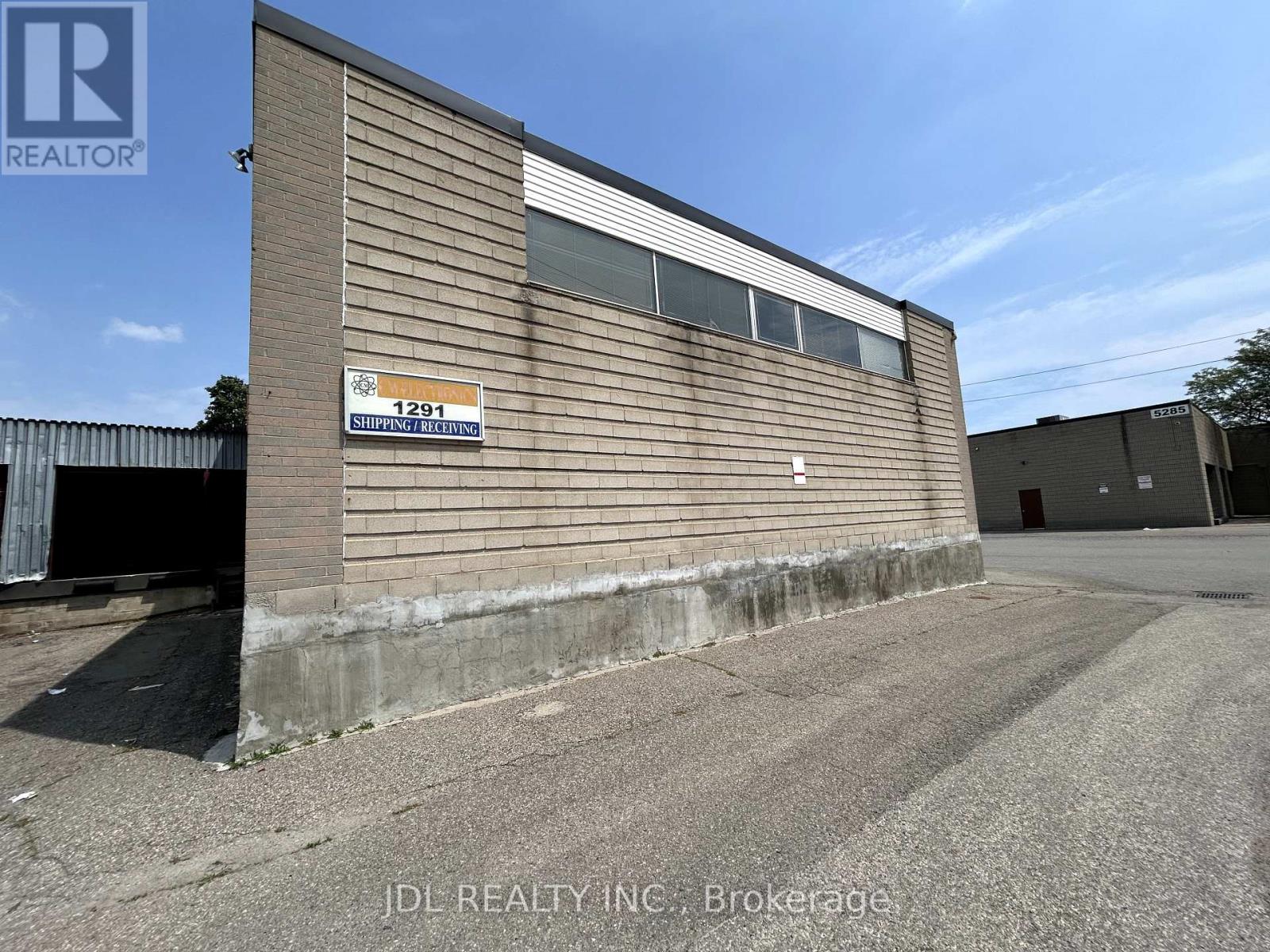 Photo 17 of 7 1291 Matheson Boulevard E, Mississauga ON