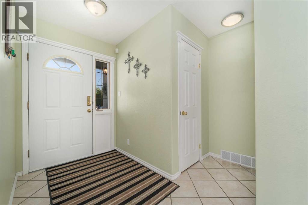 Photo 24 of 4612 50 Avenue, Taber AB