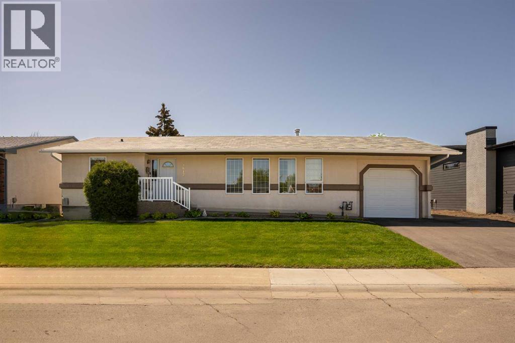 Photo 21 of 4612 50 Avenue, Taber AB