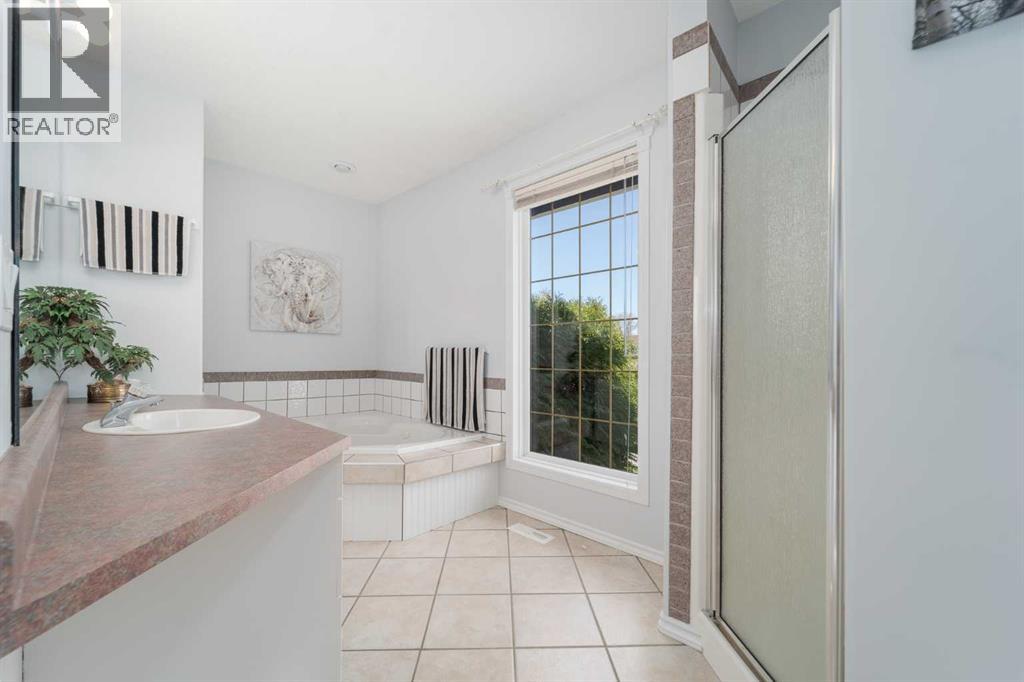 Photo 37 of 4612 50 Avenue, Taber AB