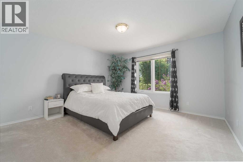 Photo 25 of 4612 50 Avenue, Taber AB