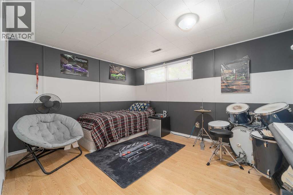Photo 5 of 4612 50 Avenue, Taber AB