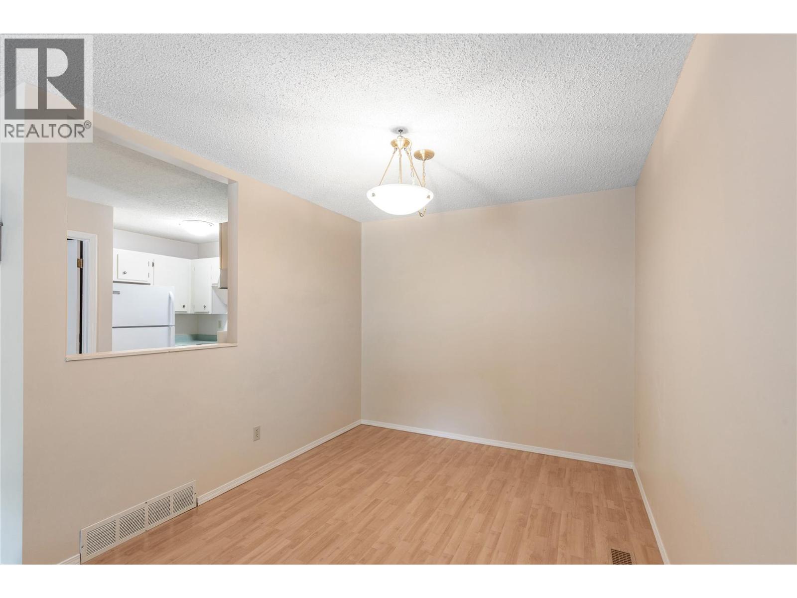Photo 12 of 2100 43 Avenue Unit 101, Vernon BC