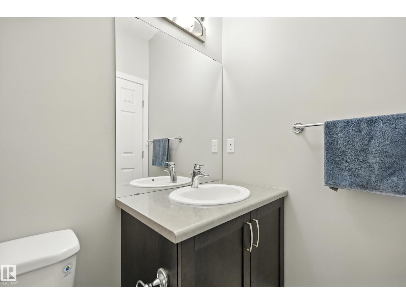 Photo 20 of 16640 14 Av Sw, Edmonton AB