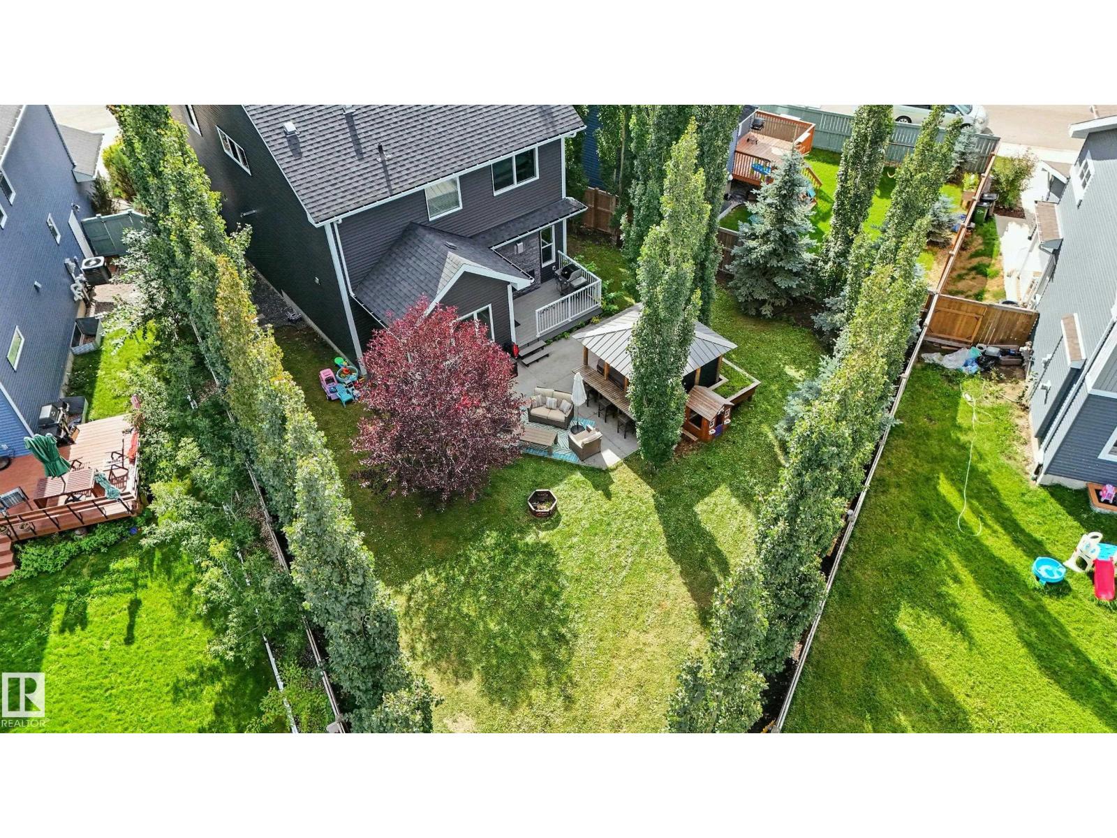 Photo 3 of 16640 14 Av Sw, Edmonton AB
