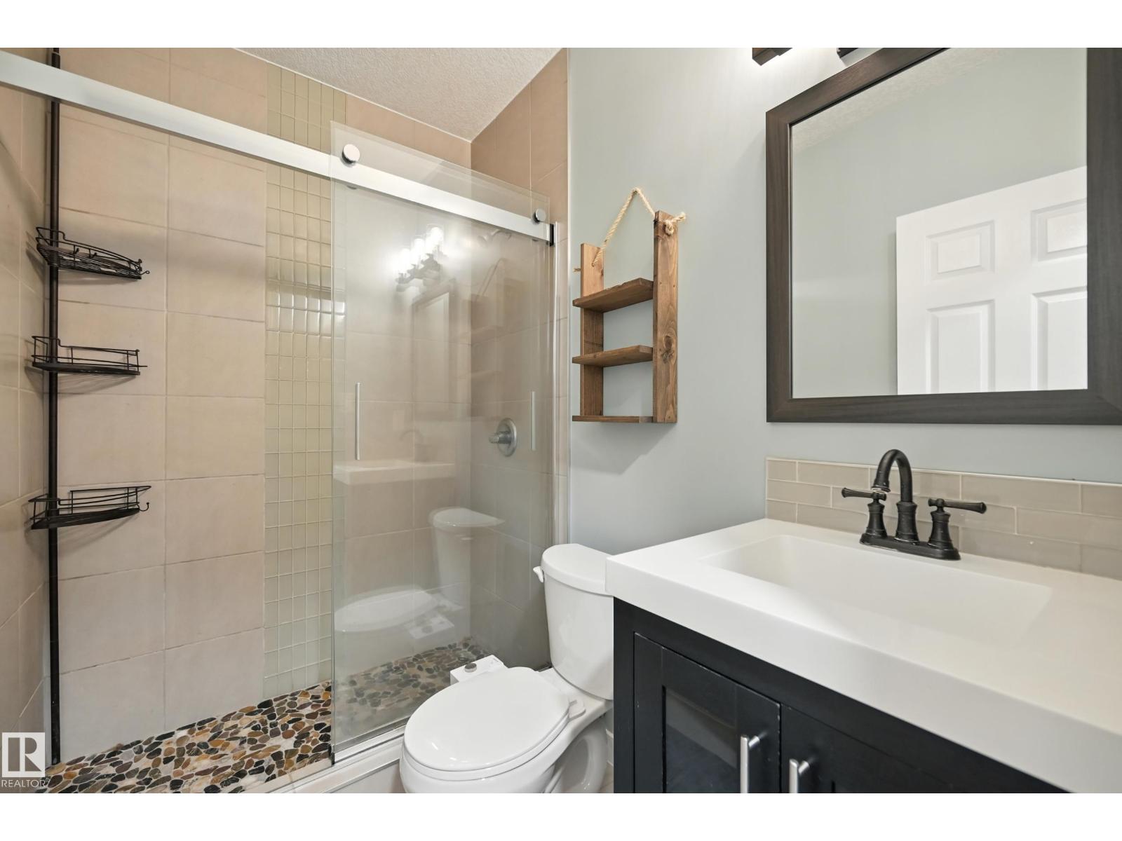 Photo 40 of 16640 14 Av Sw, Edmonton AB