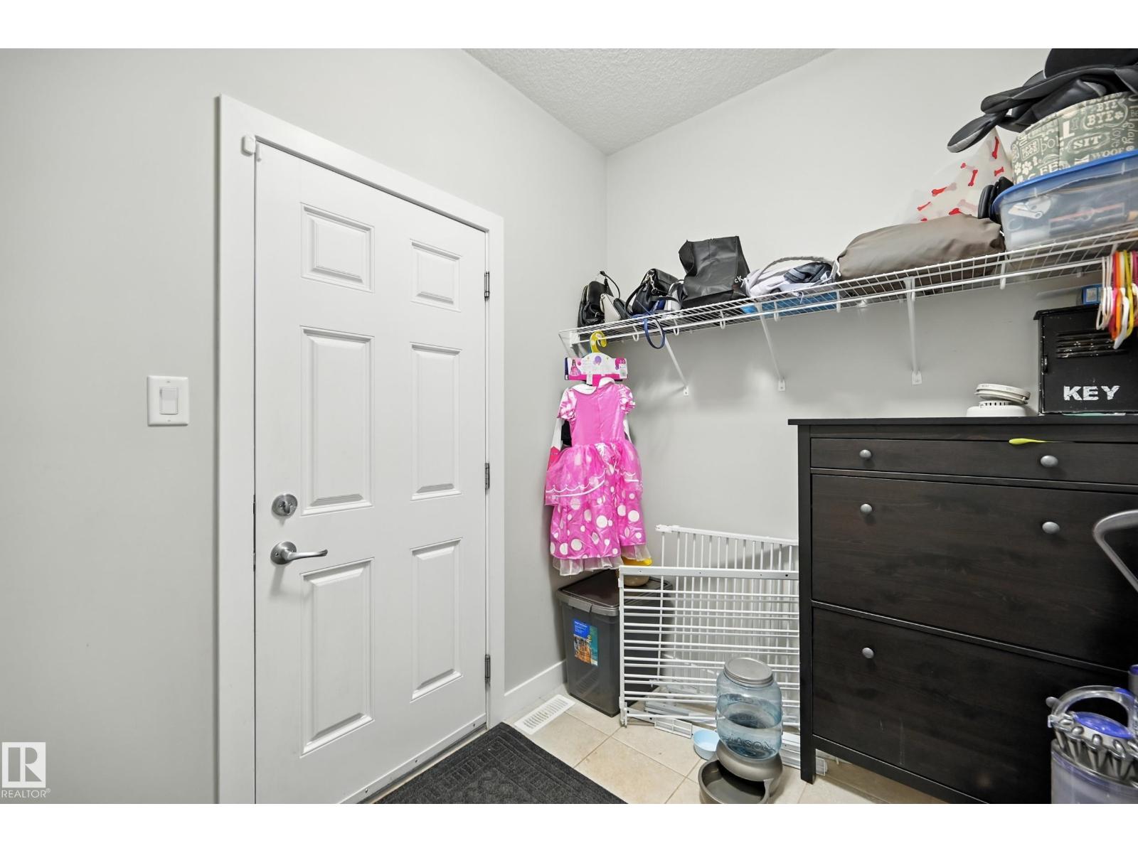 Photo 41 of 16640 14 Av Sw, Edmonton AB