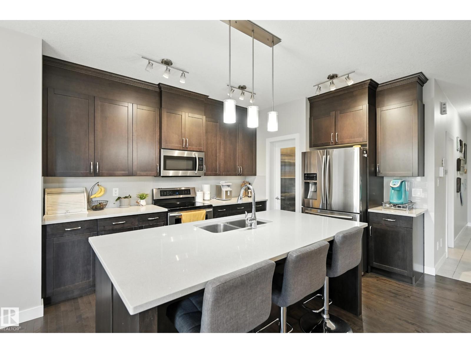 Photo 16 of 16640 14 Av Sw, Edmonton AB