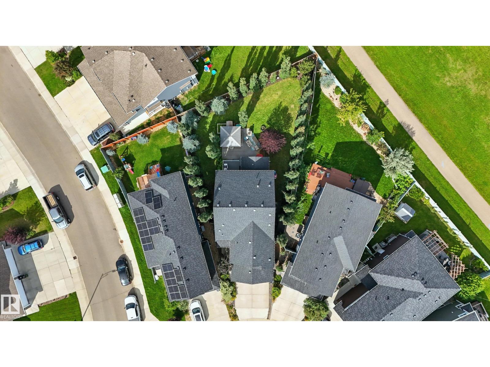 Photo 6 of 16640 14 Av Sw, Edmonton AB