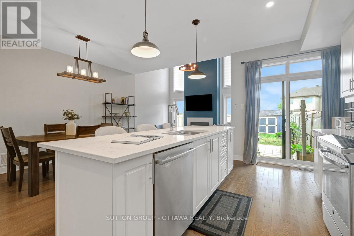Photo 9 of 4949 Abbott Street E, Ottawa ON