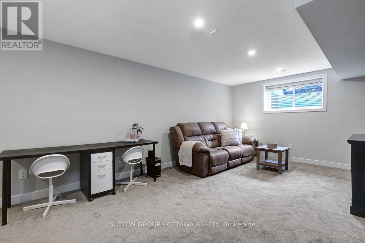 Photo 31 of 4949 Abbott Street E, Ottawa ON