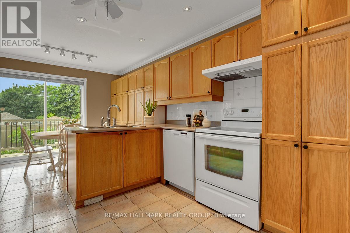 Photo 3 of 1166 Ambercrest Street, Ottawa ON