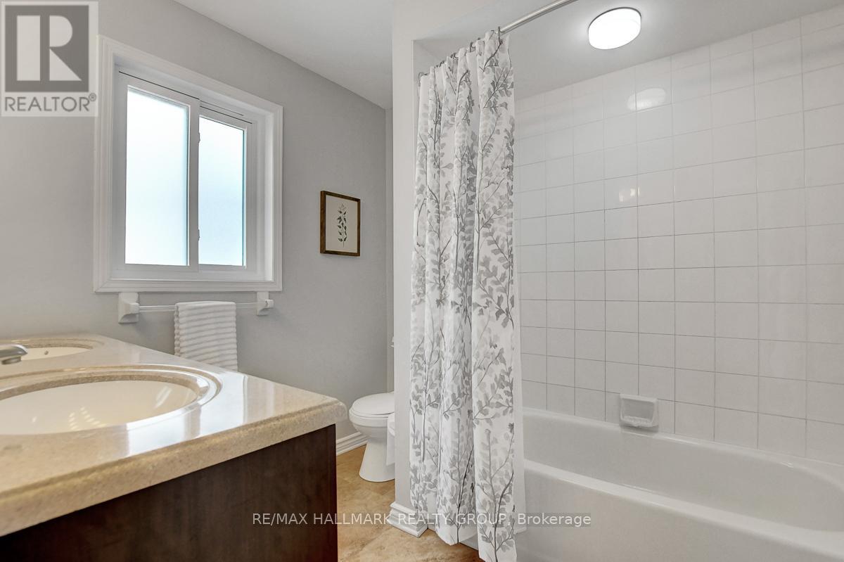 Photo 10 of 1166 Ambercrest Street, Ottawa ON