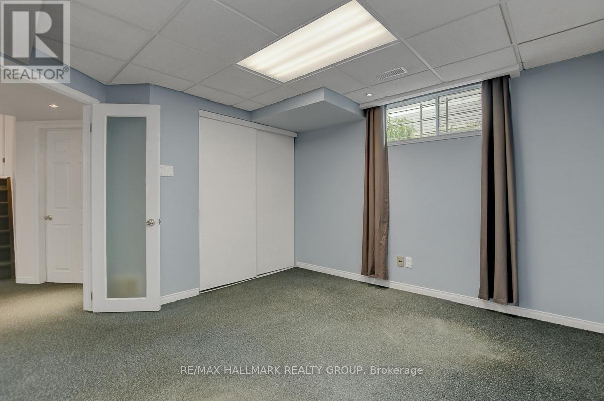 Photo 4 of 1166 Ambercrest Street, Ottawa ON