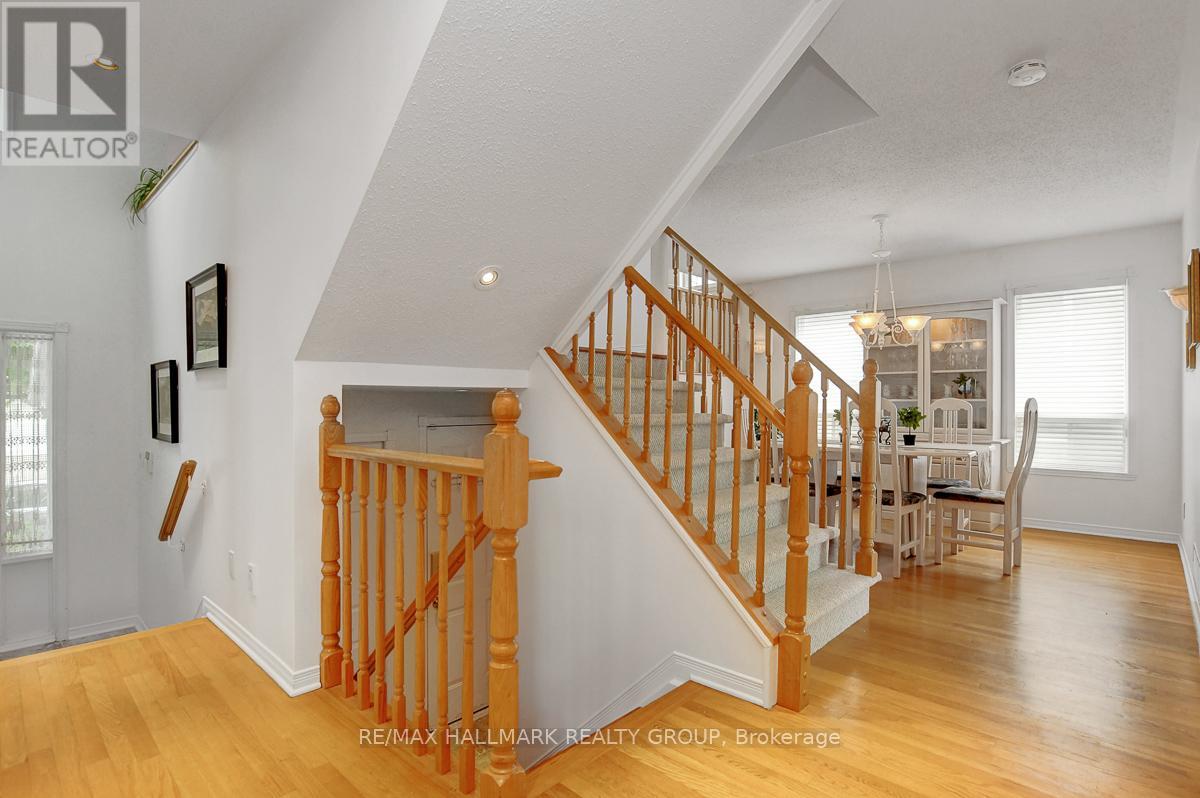 Photo 9 of 1166 Ambercrest Street, Ottawa ON